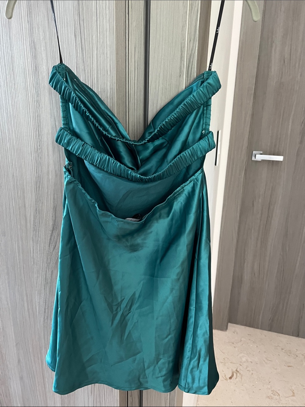 NWT LULUS Narina Strapless Twist-Front Satin Mini Dress Teal M - Picture 4 of 11